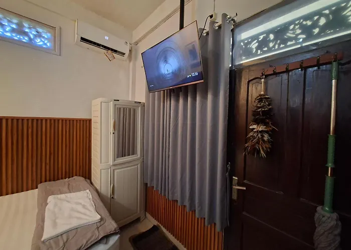 ゲストハウス Kost Sri Rejeki